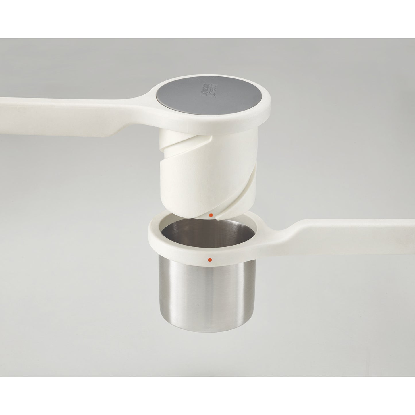 Joseph Joseph Helix Potato Ricer -White