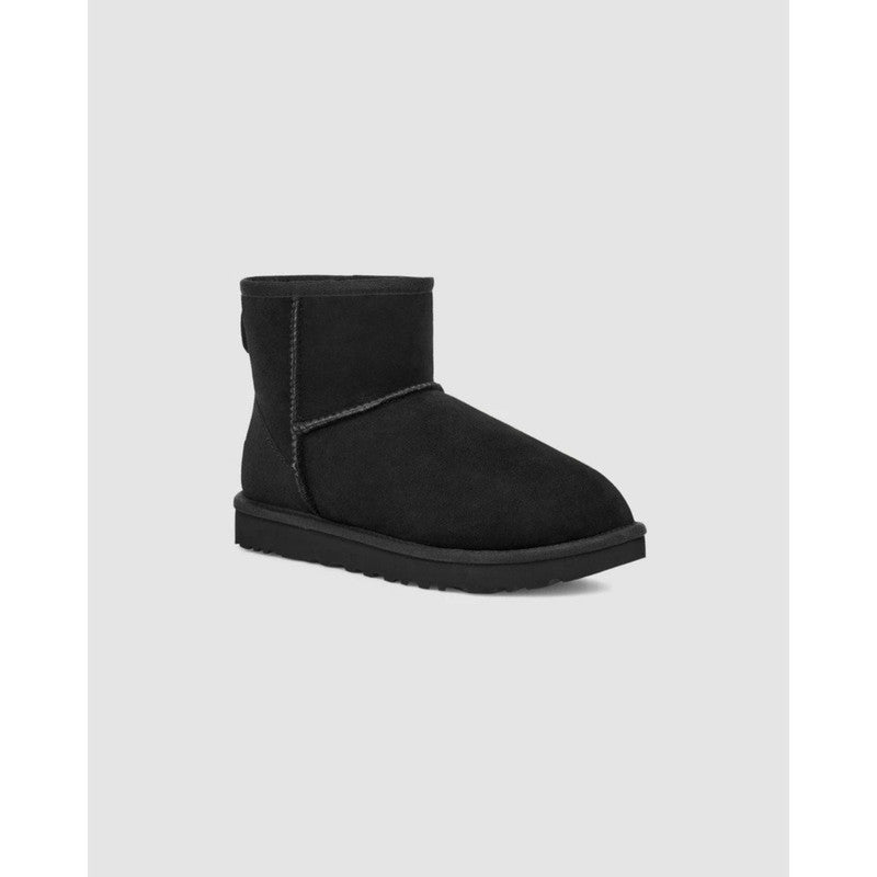 UGG Women's Classic Mini II Size 7 - Black