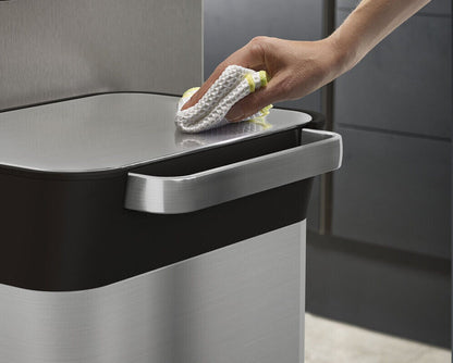 Joseph Joseph  Titan 30L Stainless Steel Trash Bin