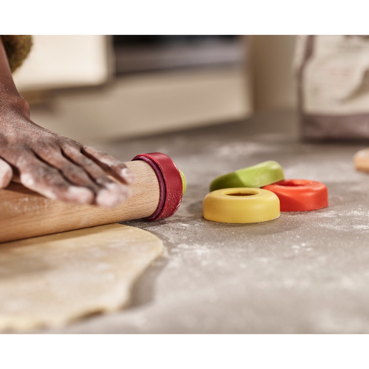 Joseph Joseph  Precision Pin Adjustable Rolling Pin - Multicolor