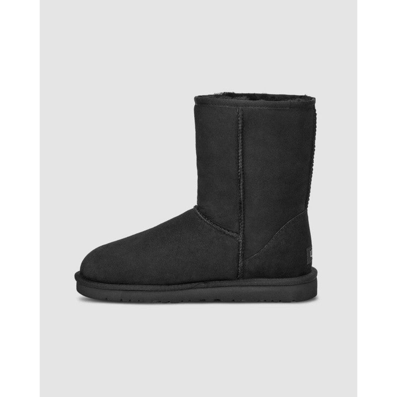 UGG Men's Classic Short Size 10 - Black
